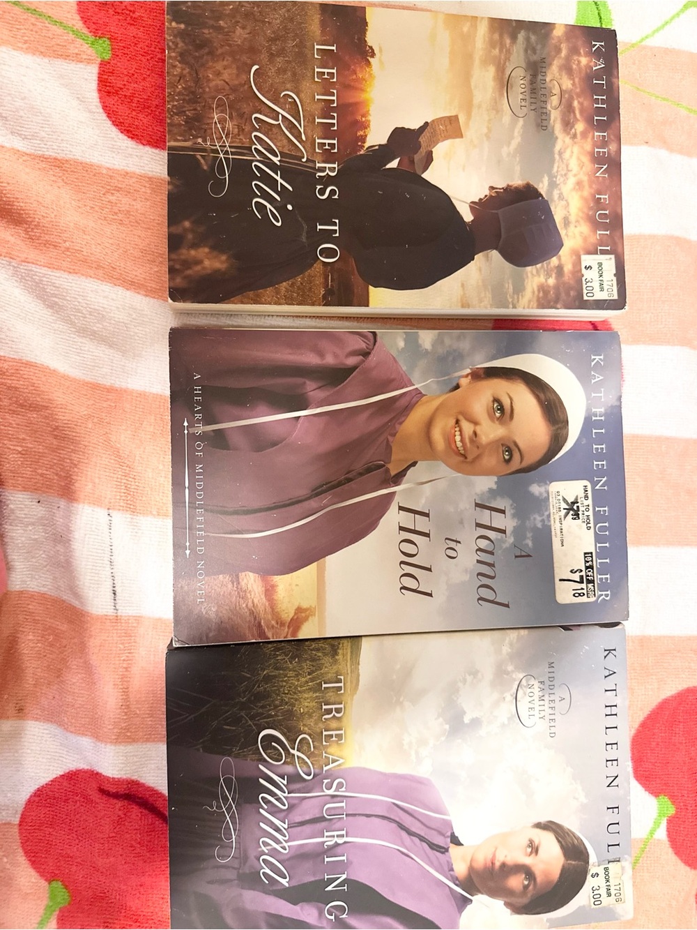 Kathleen Fuller Set of Amish books